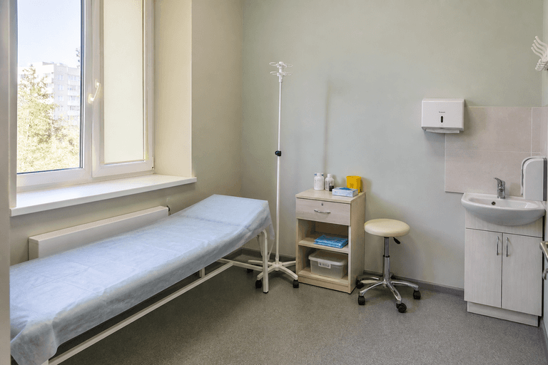 Процедурный кабинет клиники «Наркология Москвы» по адресу: 127521, г Москва, р-н Марьина роща, ул Шереметьевская, д 5 к 1