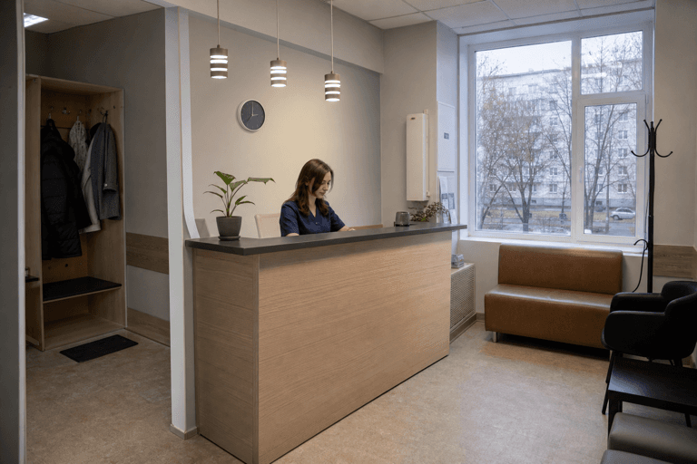 Зона приёма посетителей филиала «Наркология Москвы» по адресу: 115419, г Москва, Донской р-н, 2-й Рощинский пр-д, д 7