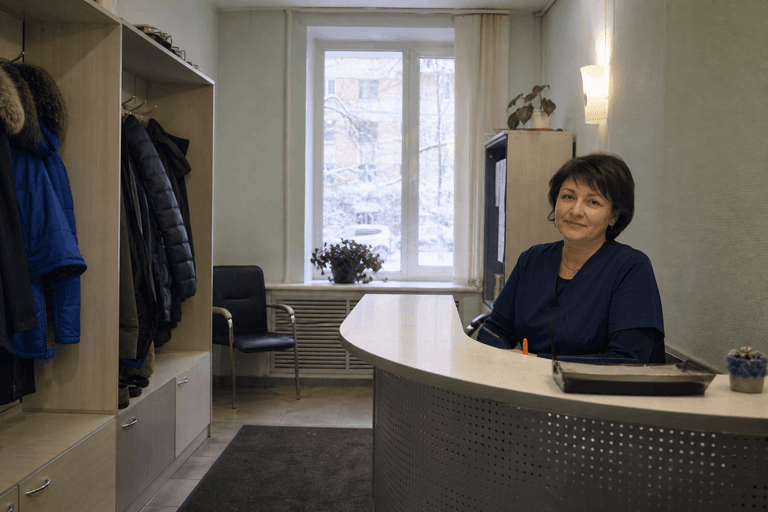 Зона приёма посетителей филиала «Наркология Москвы» по адресу: 140060, Московская обл, г Люберцы, пгт Мирный, ул Мирная, д 13