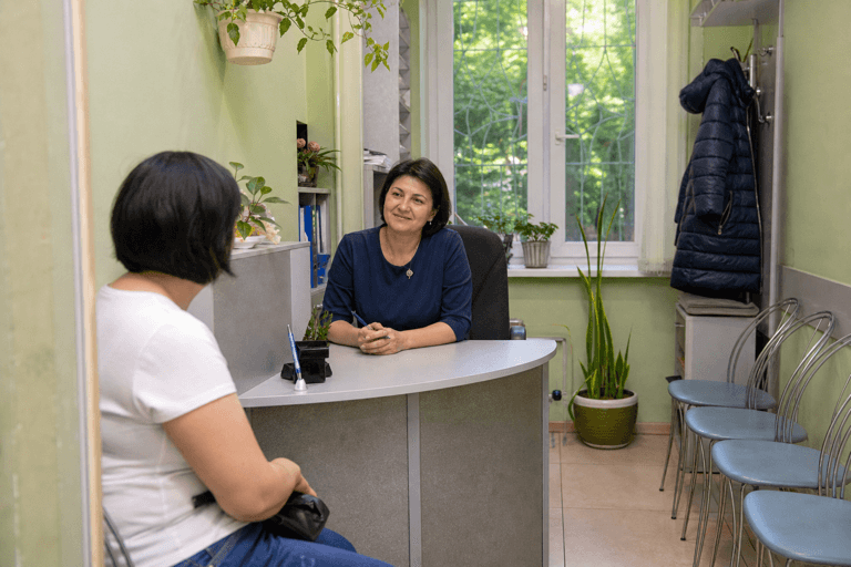 Зона приёма посетителей филиала «Наркология Москвы» по адресу: 109380, г Москва, р-н Люблино, ул Головачёва, стр 9